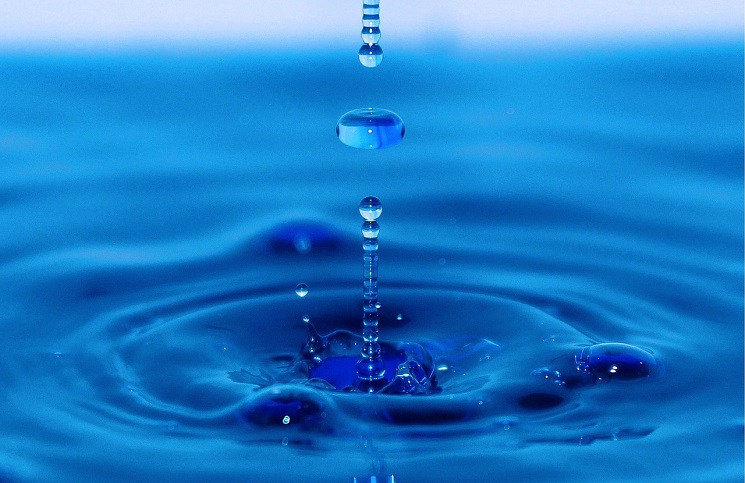 Nonwoven water blue drop