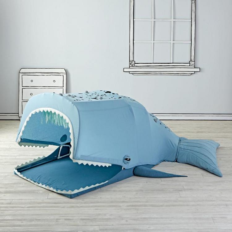 domek do zabawy w kształcie wieloryba