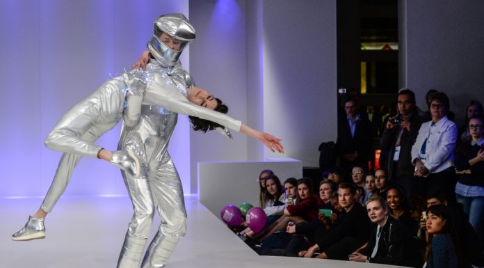 innovative appareal show - pokaz mody